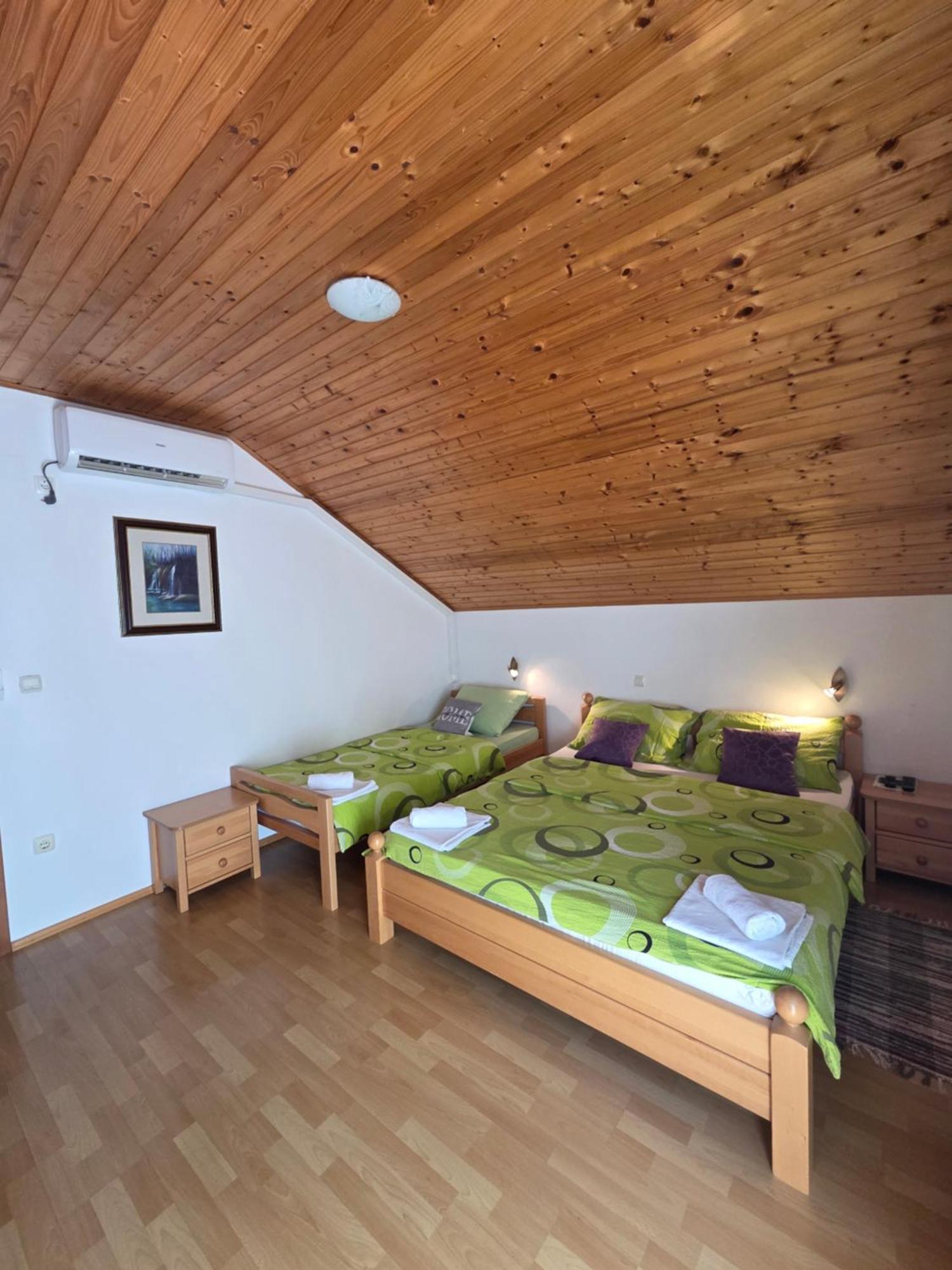 סמולג'אנאק Apartman & Sobe Orhideja מראה חיצוני תמונה